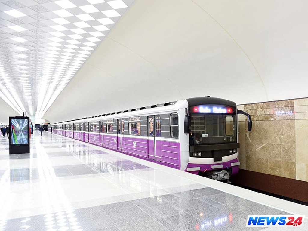 Bakı metrosunda həyəcanlı anlar – Qatar 11 dəqiqə tuneldə qaldı? - VİDEO 
