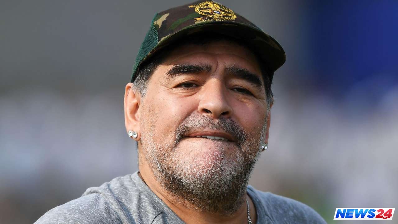 Maradona məşhur futbolçunun arvadı ilə oteldə yaxalandı - FOTO 