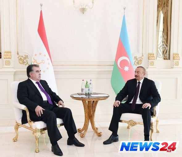 Tacikistan prezidenti ölkəmizdə rəsmi səfərdədir 