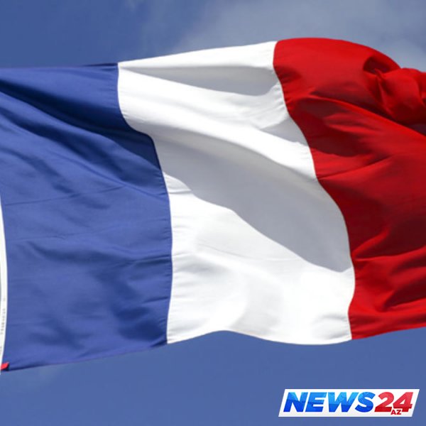 Fransa parlamenti rezonans doğuran miqrasiya qanununu təsdiqləyib 
