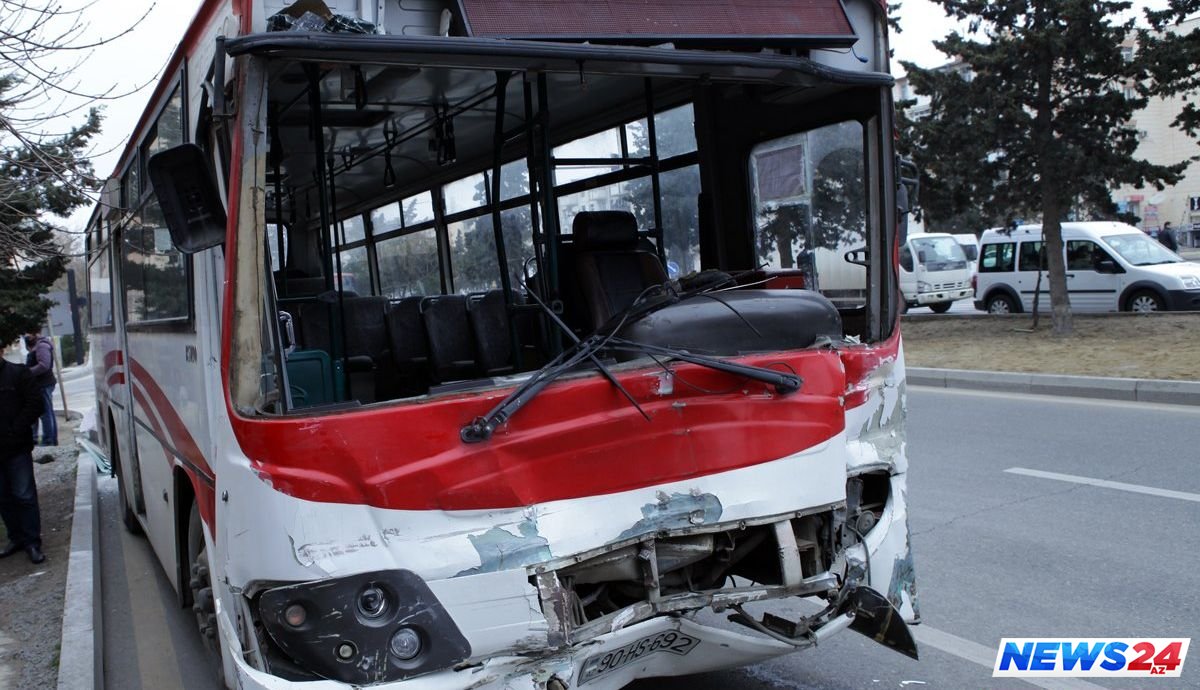 Azərbaycanda ağır qəza – avtobus “Kamaz”la toqquşdu: 15 yaralı 