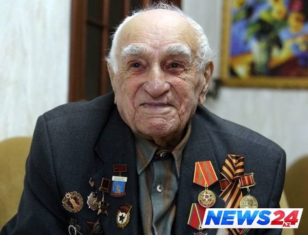 100 yaşlı Cəbrayılov Voronejin fəxri vətəndaşı oldu 