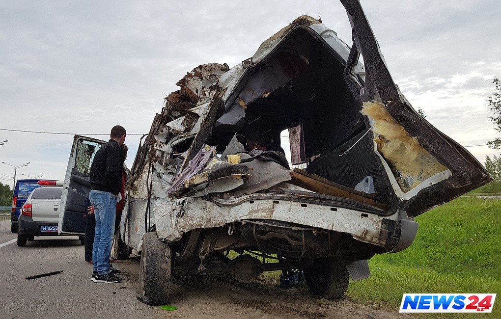 Rusiyada avtobusla taksi toqquşub, 11 nəfər ölüb 