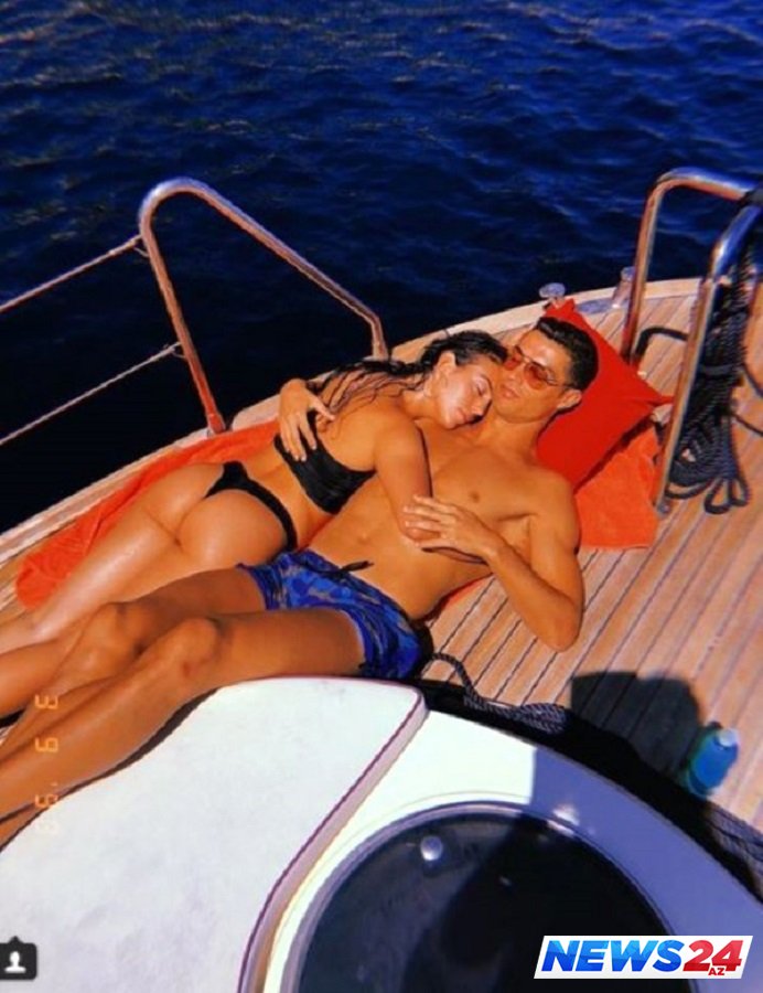 Ronaldonun sevgilisi ilə səmimi paylaşımları - FOTO 