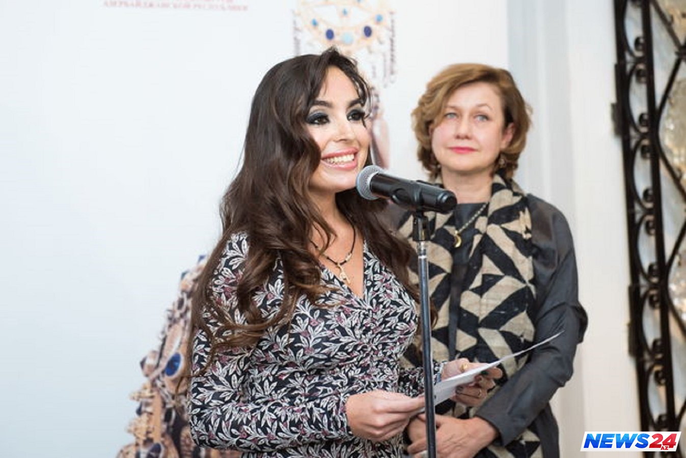 Leyla Əliyeva Moskvada “Yeddi gözəl” sərgisinin açılışında - FOTO 