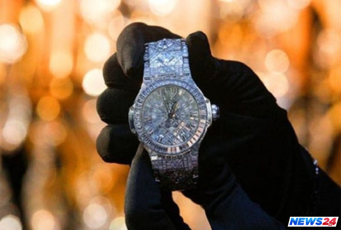 Краденные часы. Дорогие часы. Красть наручные часы. Наручные часы мужские за 1000000 рублей. Украли часы дорогие.