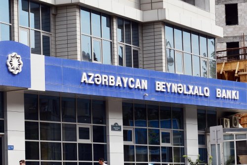 Azərbaycan Beynəlxalq Bankı qadın sahibkarları mükafatlandırdı - FOTO 