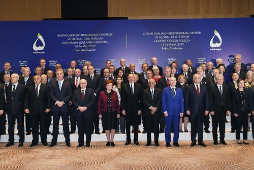 İlham Əliyev VII Qlobal Bakı Forumun açılışında iştirak edib 