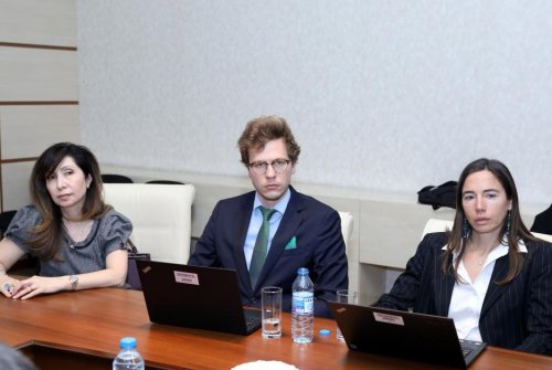 Nazir müvaini Anar Əliyev Dünya Bankının nümayəndələri ilə görüşüb 