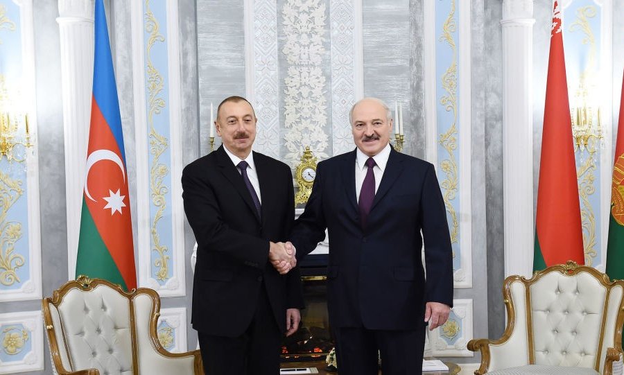 Aleksandr Lukaşenko Prezident İlham Əliyevi təbrik edib 