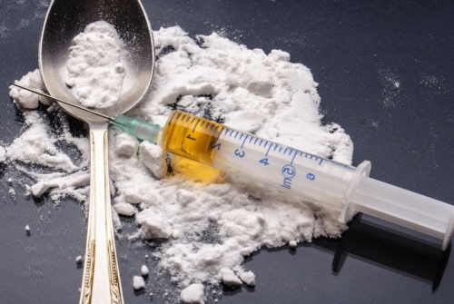 Bakı sakinindən metamfetamin və heroin aşkar edilərək GÖTÜRÜLÜB