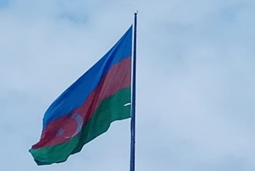 Qaxda Azərbaycan bayrağına hörmətsizlik - FOTO