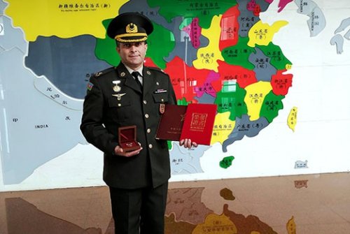 Azərbaycan zabiti Çin Hərbi Akademiyasını QIZIL MEDALLA BİTİRDİ