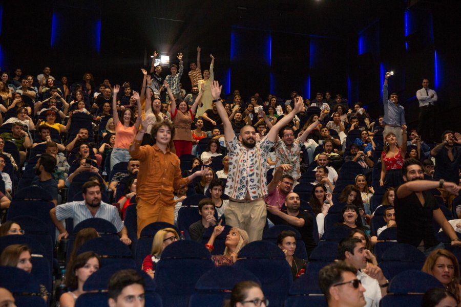 Tarantinonun doqquzuncu filmi BAKIDA DA YAYIMLANDI - FOTO - VİDEO