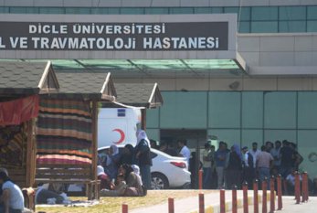 Türkiyədə zirehli maşın aşdı, 2 polis öldü 