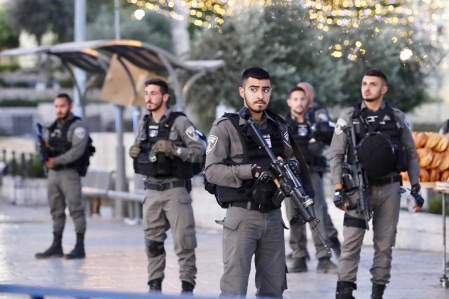 İsrail polisi fələstinli naziri SAXLADI