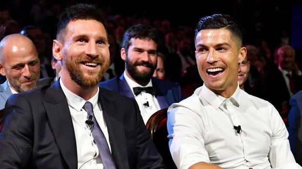 Messi və Ronaldo bir-birinə neçə dəfə səs verib? 