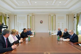 Prezident İlham Əliyev Sverdlovsk vilayətinin qubernatorunu qəbul edib - YENILƏNİB