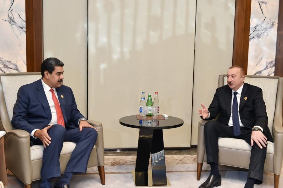 İlham Əliyev Nikolas Maduro ilə görüşdü - FOTO