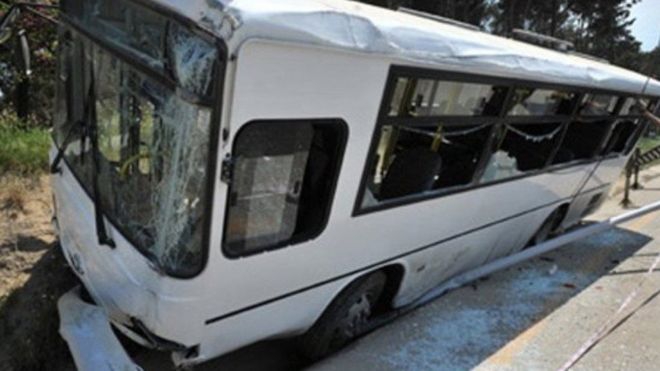Bakıda sərnişin avtobusu aşdı 2 nəfər öldü