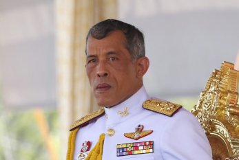 Prezident Tailandın Kralını TƏBRİK ETDİ