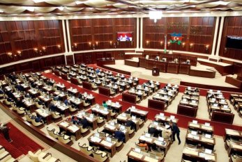 Azərbaycannda 125 nəfərlik parlamentə 1329 namizəd VAR 