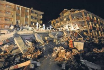 Türkiyə yenə silkələndi -binalar dağıldı, insanlar küçəyə axışdı