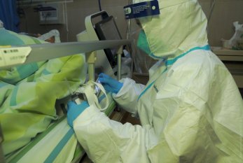 Koronavirusa yoluxan 2 filippinlidən biri öldü 
