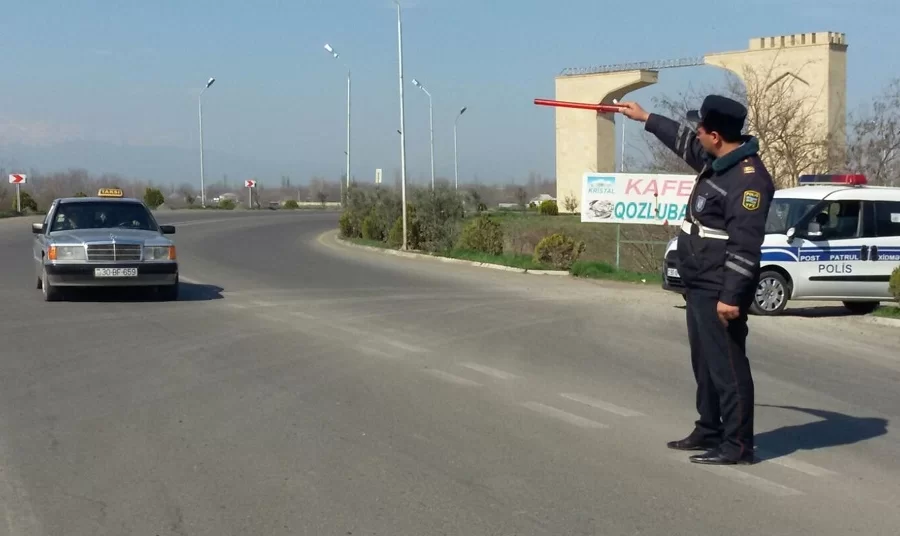 DİN: Bakı, Sumqayıt və Abşerona aparan ara yollarda postlar qurulub -Video