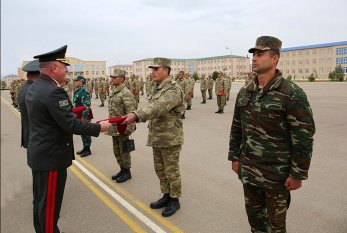 Azərbaycan Ordusuna yeni peşəkar hərbçilər cəlb olundu - VİDEO