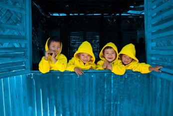 Uşaqlar qızılca, difteriya və ifliclə üz-üzə - UNICEF