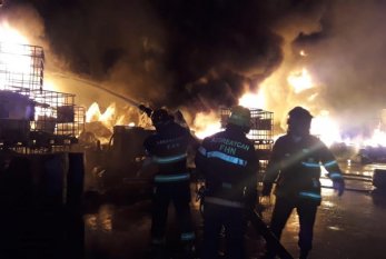 "Sobsan" boya fabrikindəki yanğın söndürüldü - 5 NƏFƏR XƏSARƏT ALDI