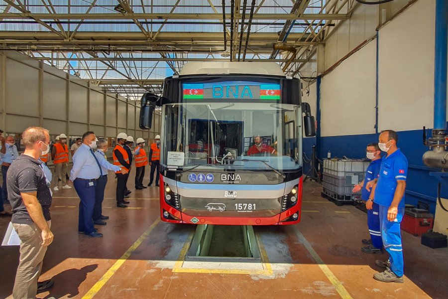 Paytaxta yeni 115 avtobus gətirilir - FOTO