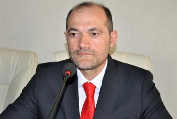 Razi Nurullayev: “Dövlət şirkətləri dövlətin büdcəsini talamaq üçün növbəyə durub” 