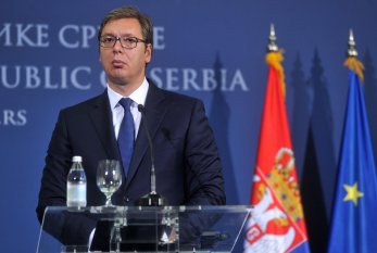 Serbiya prezidenti Ermənistana verilən silahlara görə təəssüfləndiyini bildirib 