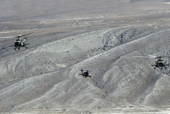 “TurAZ Qartalı - 2020” təlimlərində helikopterlərin uçuşları keçirildi - VİDEO