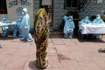 Hindistanda koronavirusa yoluxanların sayı 2,6 milyonu keçdi