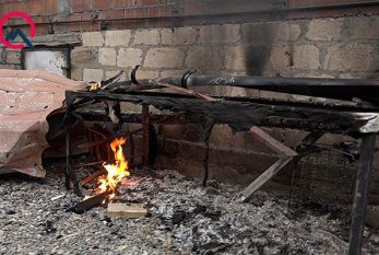 Ermənilərin atdığı mərmi yaşayış evini yandırdı - Fotolar