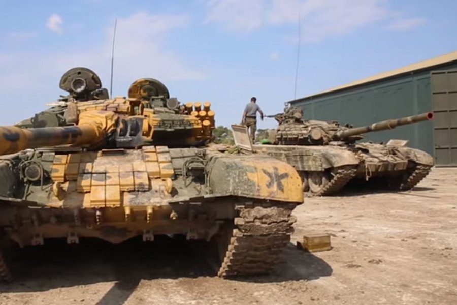 Азербайджан захватил. Армянские танки видео.