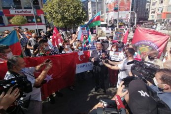 İstanbulda Azərbaycana dəstək aksiyası keçirilib - FOTOLAR
