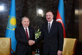 Prezident İlham Əliyev Nursultan Nazarbayevi təbrik edib 