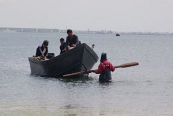 Kürdə balıqçılar batıb, axtarışları davam edir 