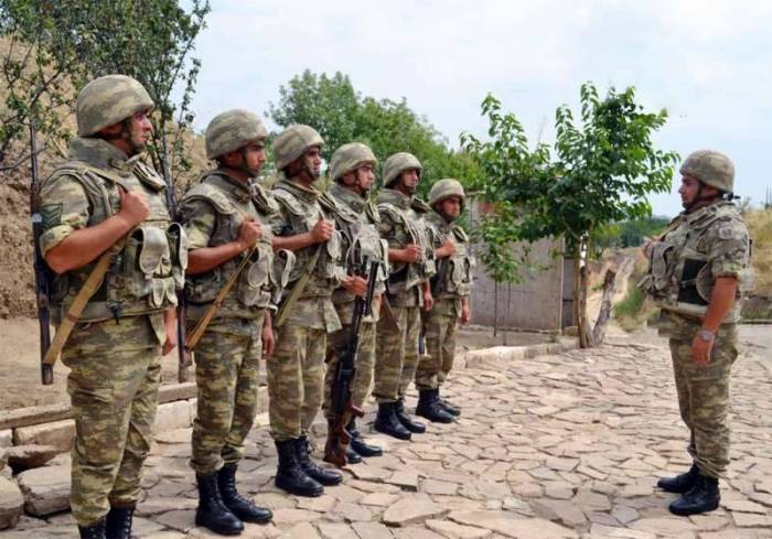 Azərbaycan Ordusunda MAXE olmaq istəyənlərə kurslar keçirilir 