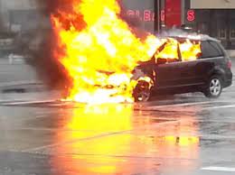 Şirvan şəhərində "Opel" yandı 