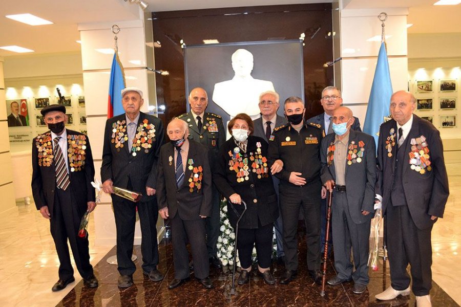 Böyük Vətən müharibəsi veteranları ilə görüş keçirildi- FOTO