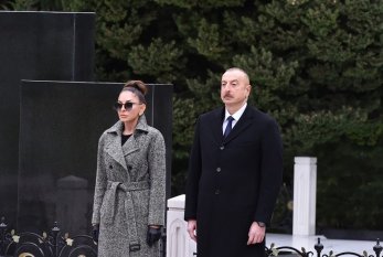 Prezident İlham Əliyev və Mehriban Əliyeva ulu öndər Heydər Əliyevin məzarını ziyarət ediblər 