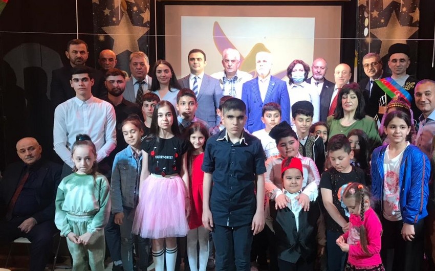 Xarkovda "Xarı bülbül" Azərbaycan dili məktəbi açıldı 