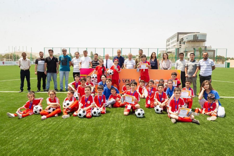 "III Neftçili Yay Futbol Düşərgəsi" layihəsi yekunlaşdı - FOTOLAR