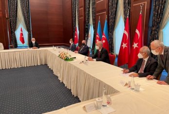 YAP və AKP əməkdaşlığa dair niyyət protokolu imzalandı 