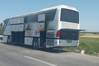 Şagirdləri Qubaya istirahətə aparan avtobus yandı - FOTO